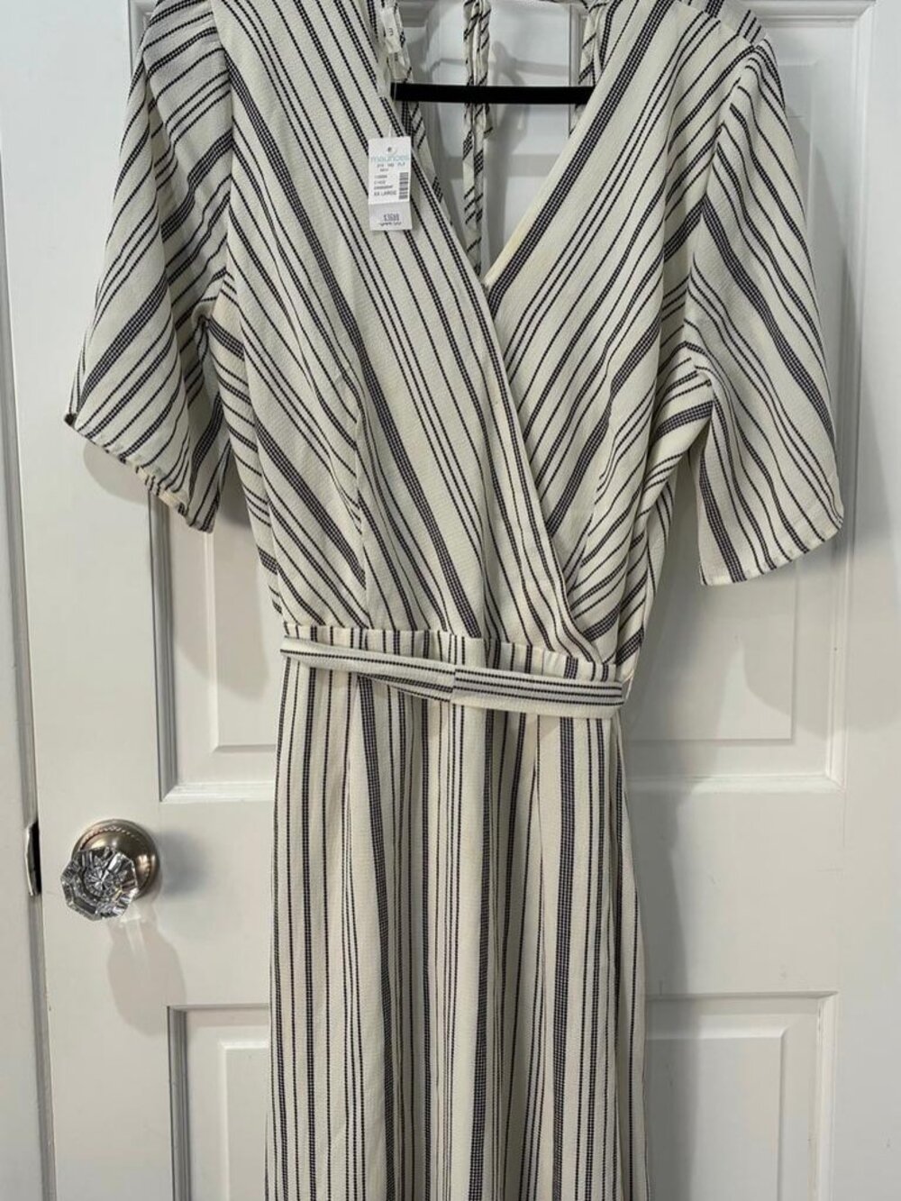 Ivory and Black Striped Flutter